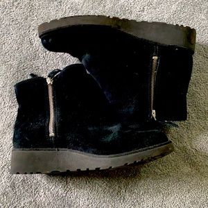 Black Ugg’s